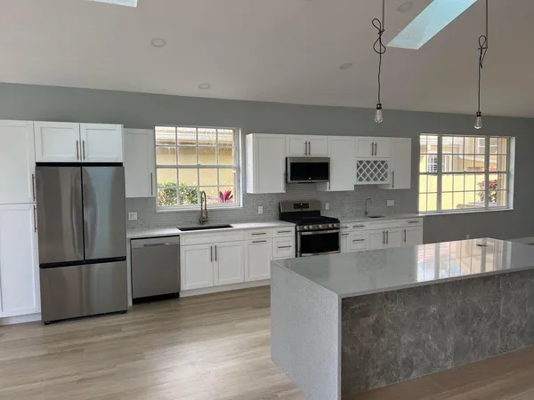 $7,500 | 8300 Bob-O-Link Drive, West Palm Beach, FL 33412