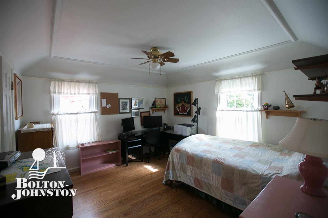 338 Fisher Road Grosse Pointe Farms, MI 48230 - Photo 13 of 20