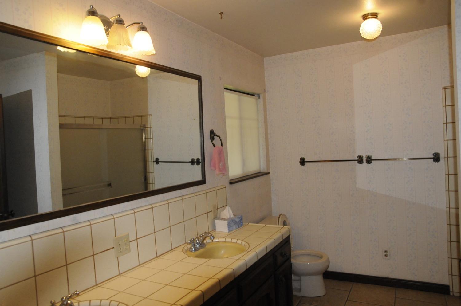 41511 Road 48 Reedley, CA 93654 - Photo 17 of 26 Gallery Image 17