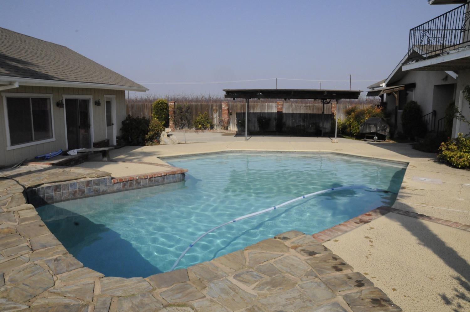 41511 Road 48 Reedley, CA 93654 - Photo 4 of 26 Gallery Image 4