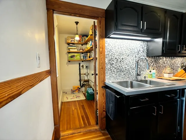 $2,400 | 168 Wheatland Avenue, Unit 2, Chicopee, MA 01020