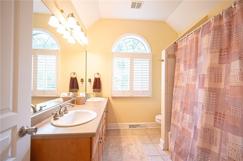 519 Farndale Road Pittsburgh, PA 15238 - Photo 19 of 24