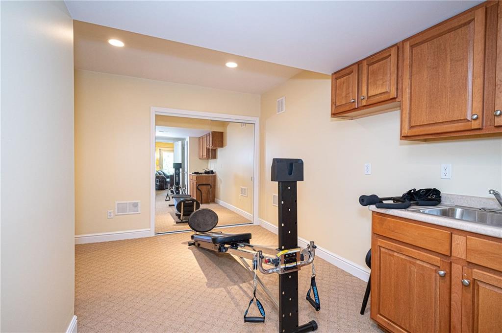 519 Farndale Road Pittsburgh, PA 15238 - Photo 22 of 24