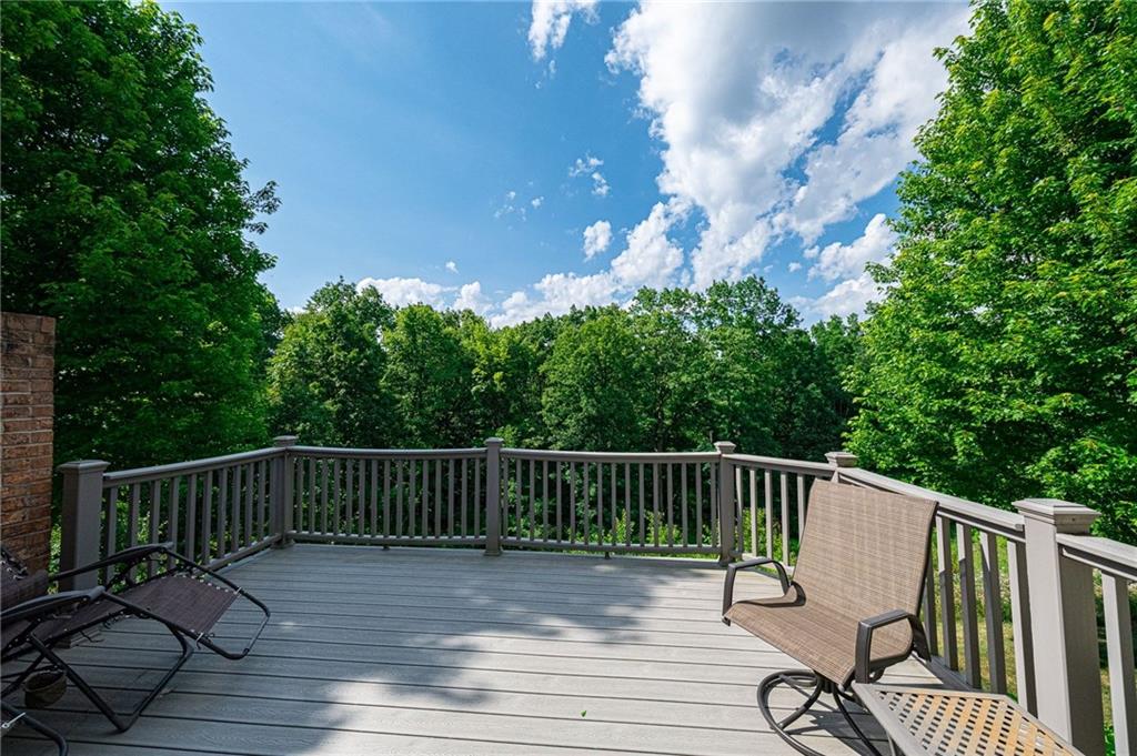 519 Farndale Road Pittsburgh, PA 15238 - Photo 4 of 24