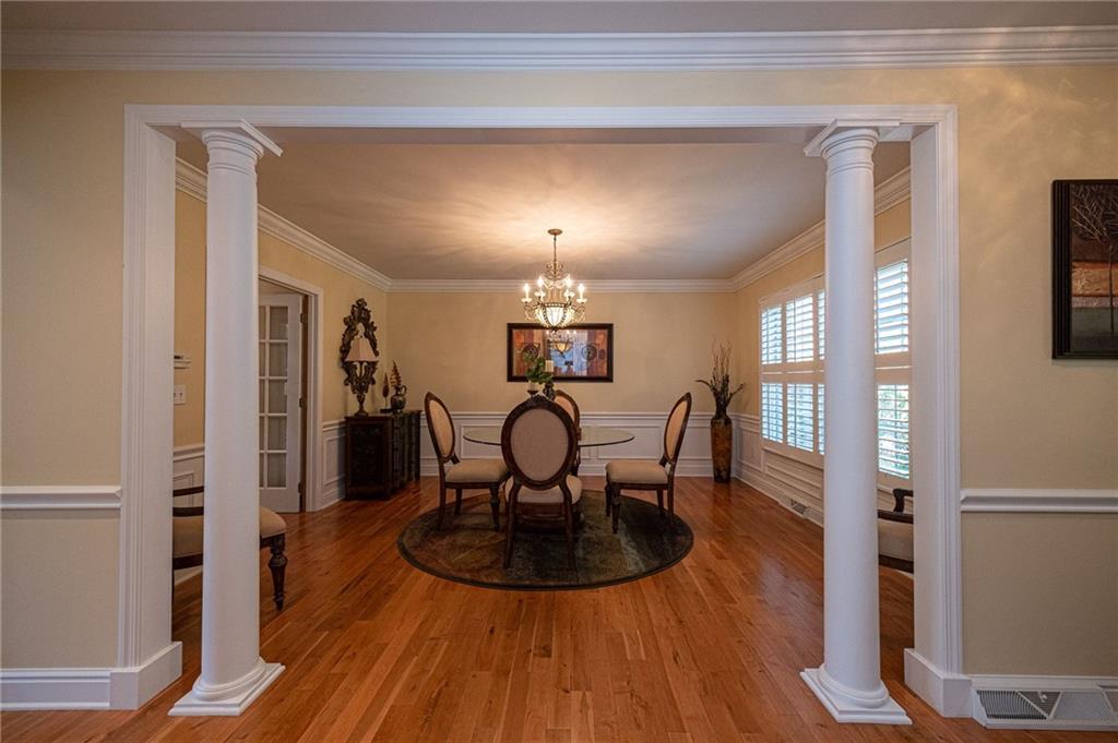 519 Farndale Road Pittsburgh, PA 15238 - Photo 5 of 24