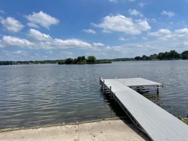 $276,000 | 8508 Stillwater Road, Wonder Lake, IL 60097