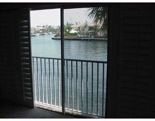 928 Jeffery Street Boca Raton, FL 33487 - Photo 6 of 16 Additional Photo
