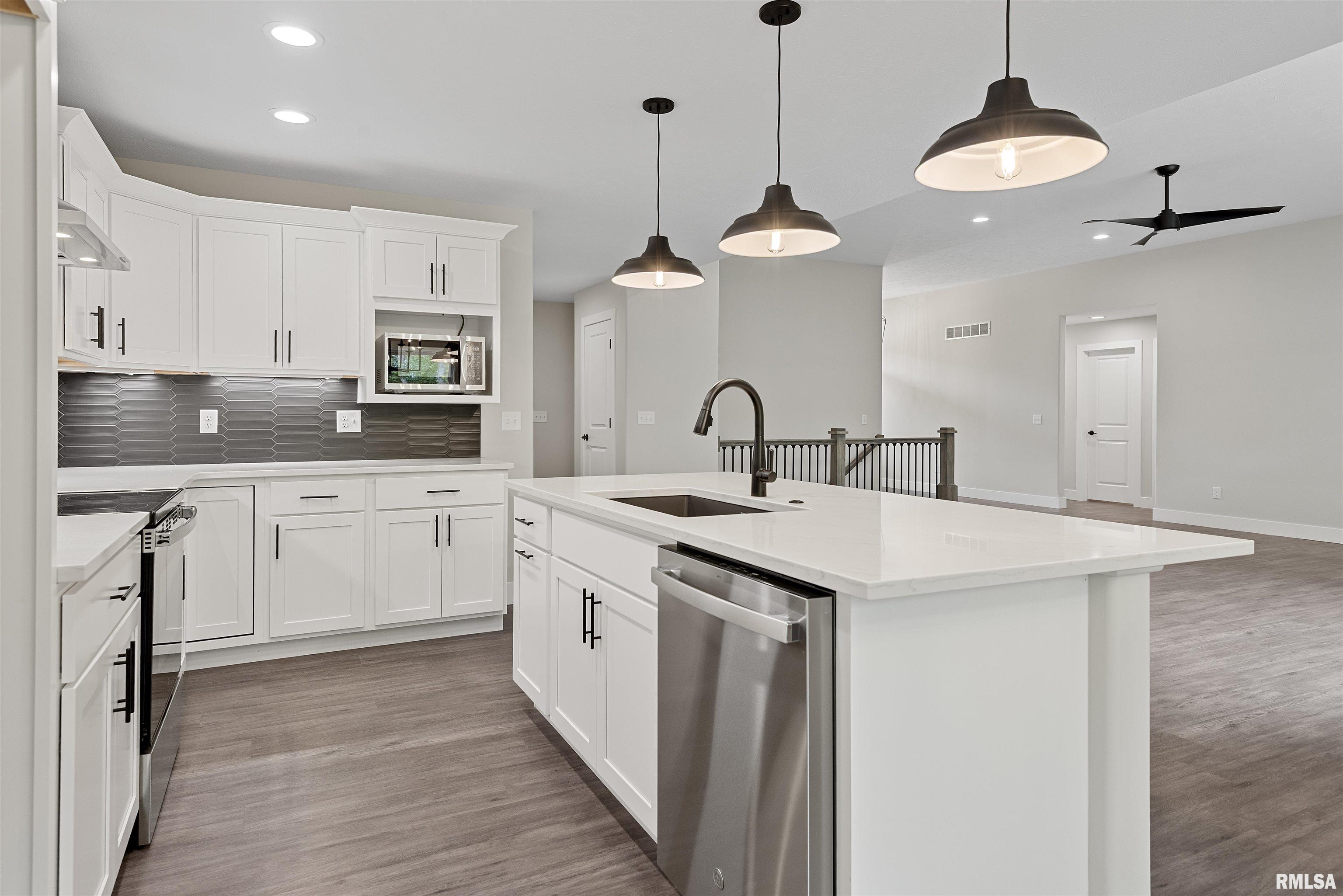 604 Rock River Road Springfield, IL 62711 - Photo 14 of 53