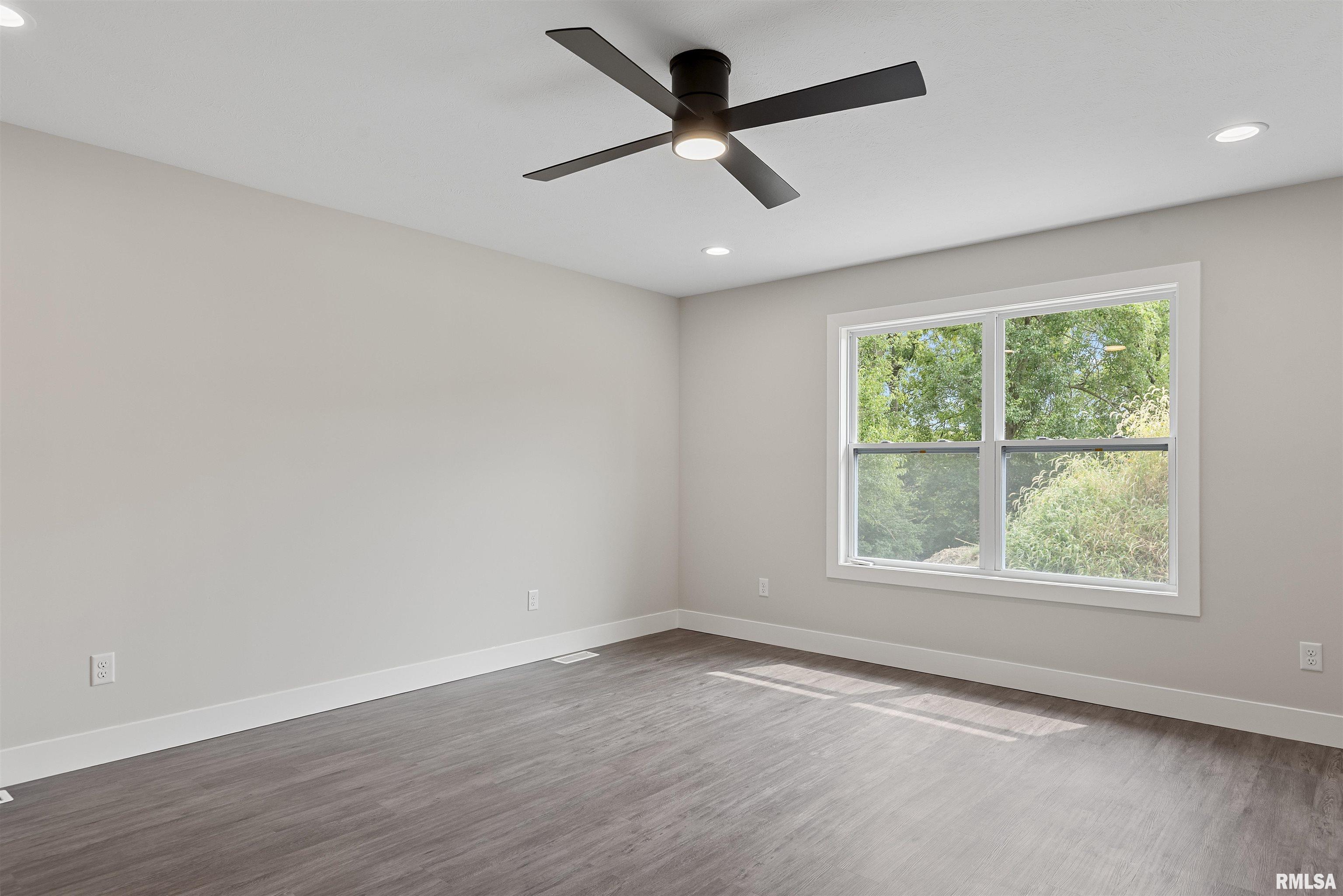 604 Rock River Road Springfield, IL 62711 - Photo 20 of 53