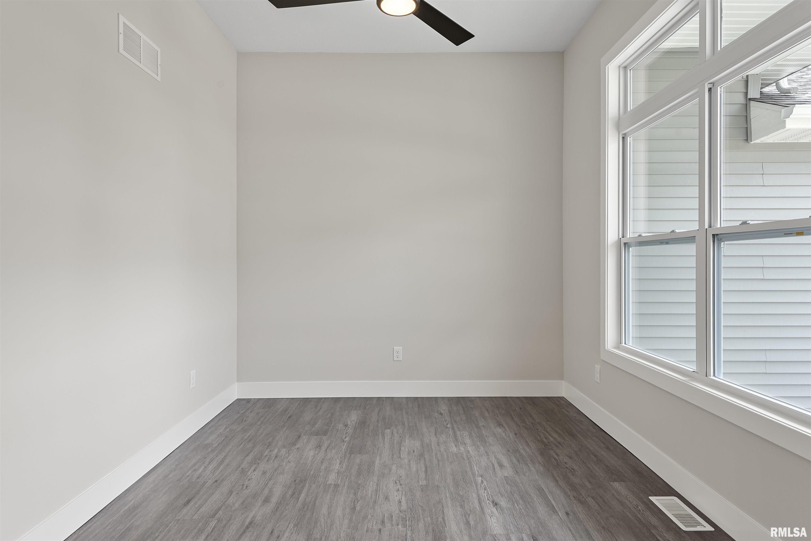 604 Rock River Road Springfield, IL 62711 - Photo 33 of 53