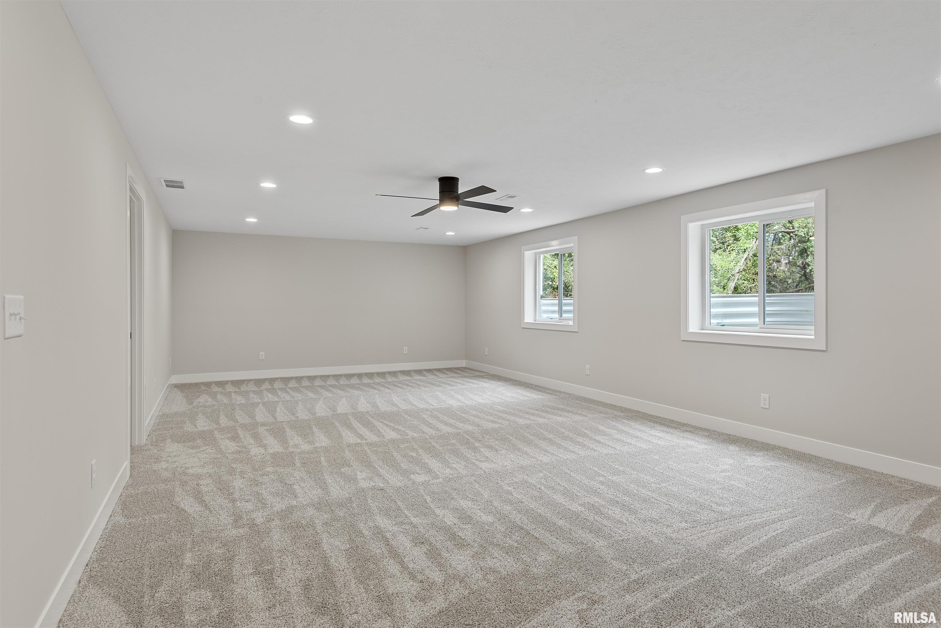 604 Rock River Road Springfield, IL 62711 - Photo 37 of 53