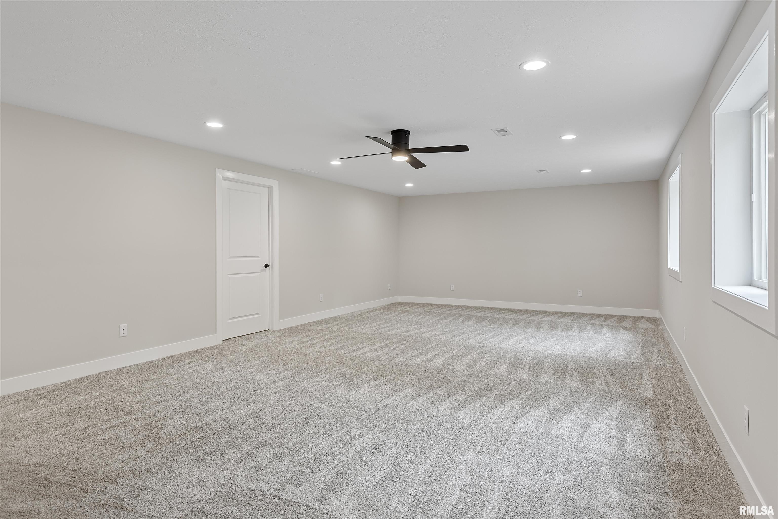 604 Rock River Road Springfield, IL 62711 - Photo 38 of 53