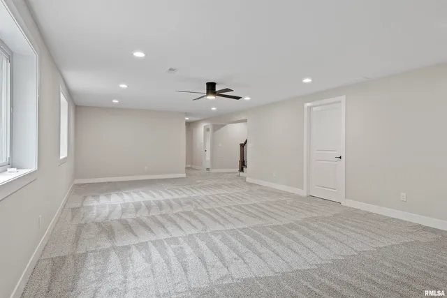 $594,000 | 604 Rock River Road, Springfield, IL 62711