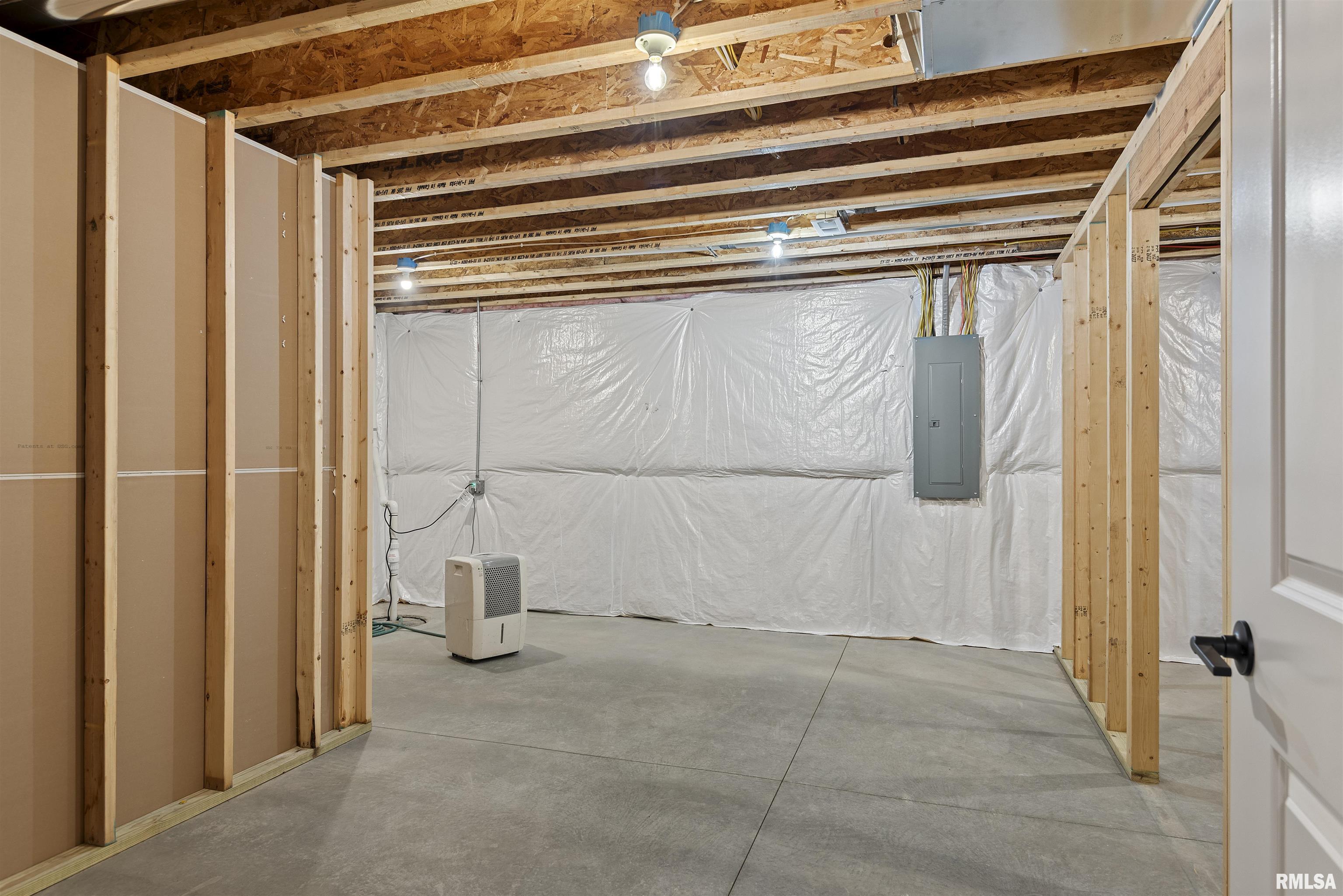 604 Rock River Road Springfield, IL 62711 - Photo 45 of 53