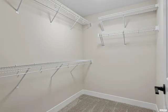 $594,000 | 604 Rock River Road, Springfield, IL 62711