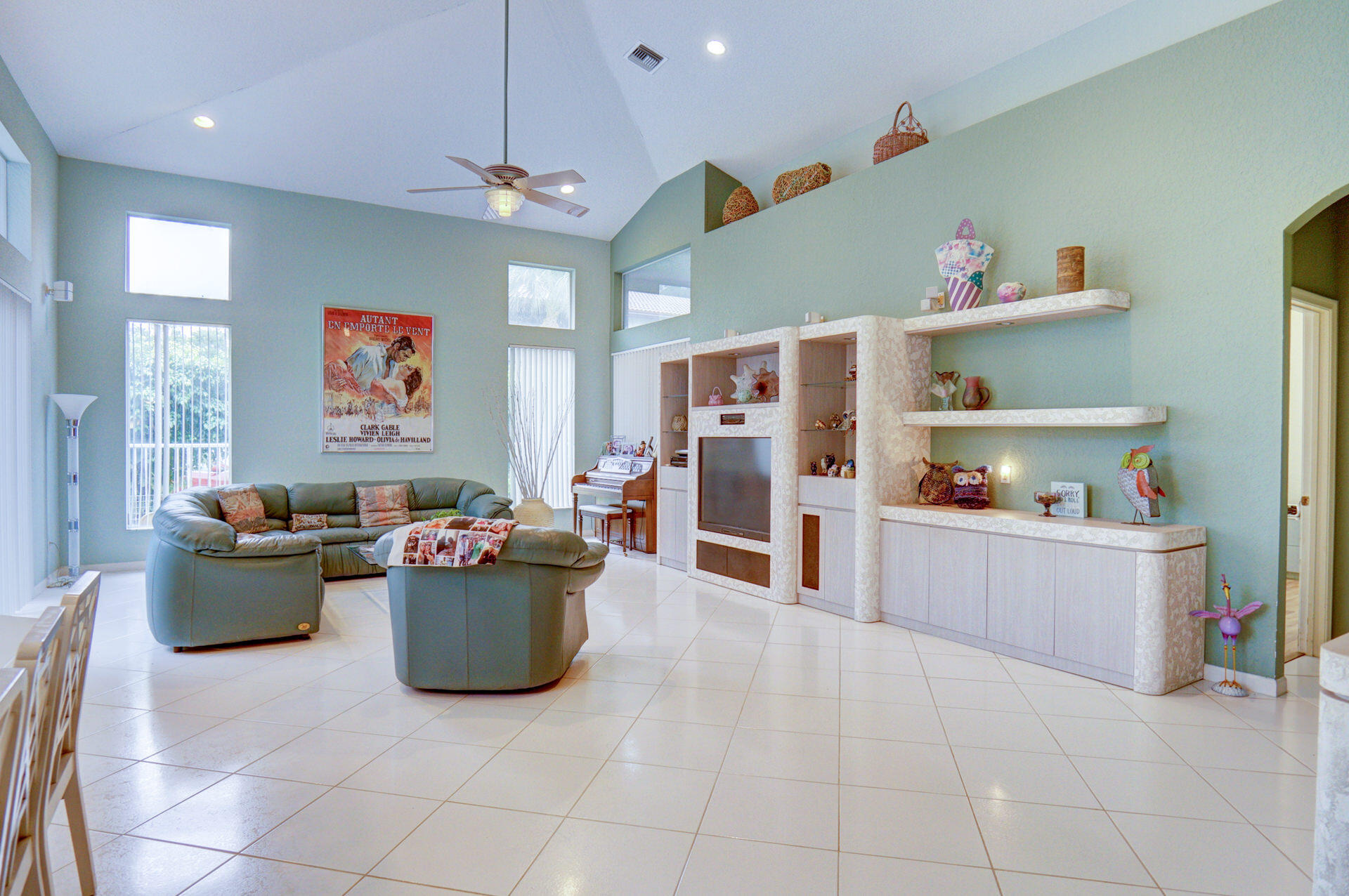 21652 Hammock Point Drive Boca Raton, FL 33433 - Photo 2 of 33 Living Room