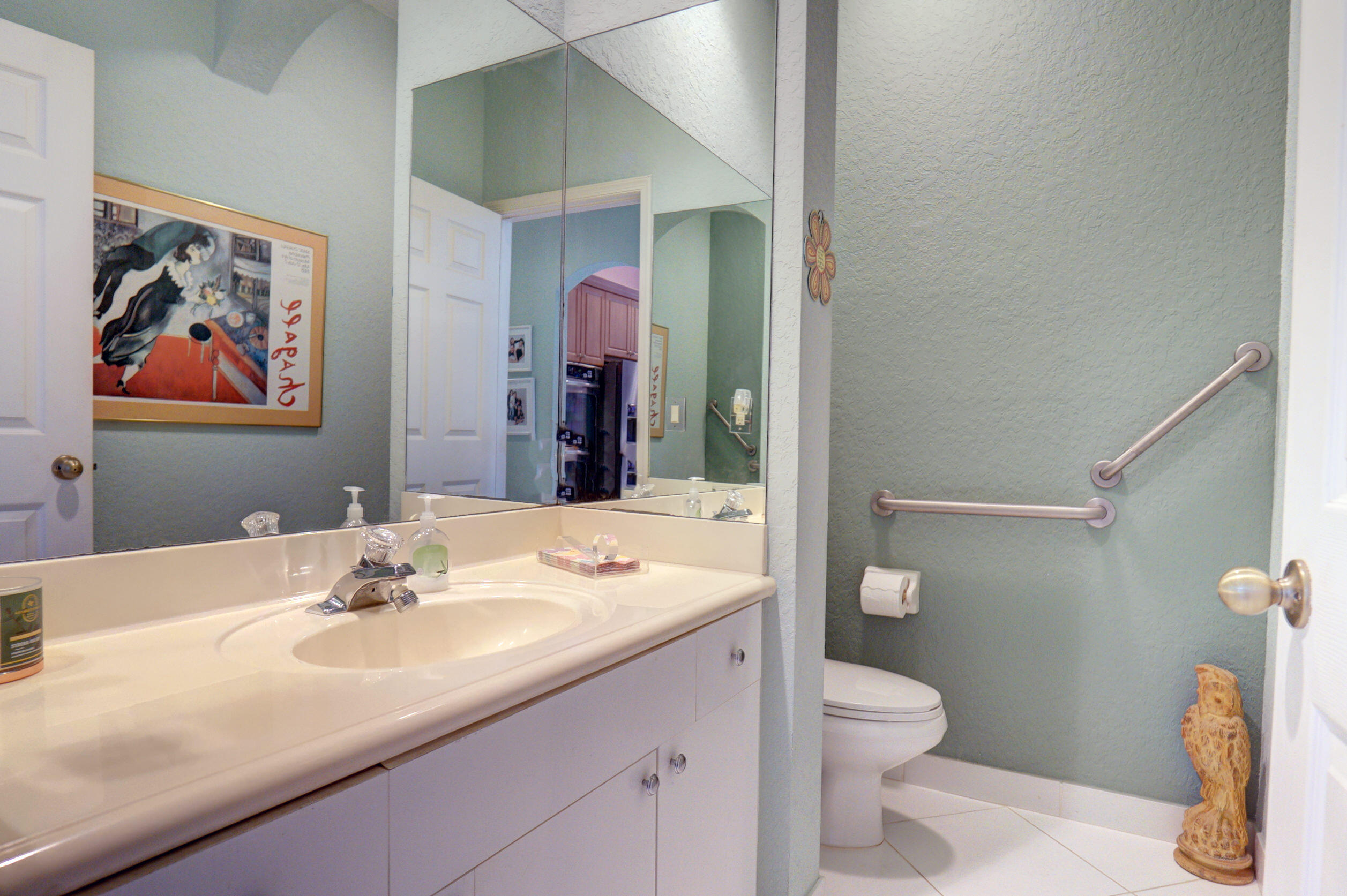 21652 Hammock Point Drive Boca Raton, FL 33433 - Photo 22 of 33 Powder Room