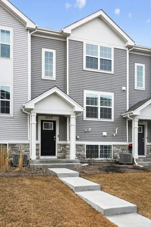 $285,000 | 1007 Briar Gln Court, Hampshire, IL 60140
