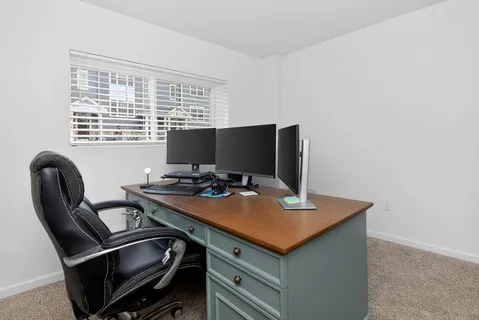 $289,900 | 1007 Briar Gln Court, Hampshire, IL 60140