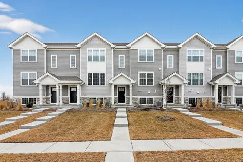 $289,900 | 1007 Briar Gln Court, Hampshire, IL 60140