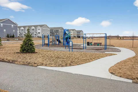 $289,900 | 1007 Briar Gln Court, Hampshire, IL 60140