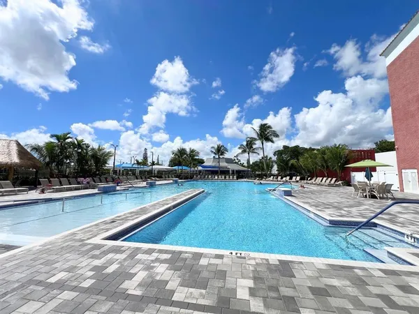 $1,300 | 260 Newport P, Unit 260, Deerfield Beach, FL 33442