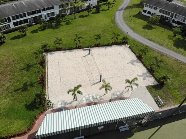 $1,300 | 260 Newport P, Unit 260, Deerfield Beach, FL 33442