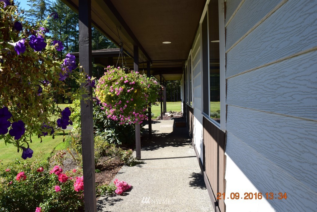 10540 176th Avenue Southwest Rochester, WA 98579 - Photo 13 of 24