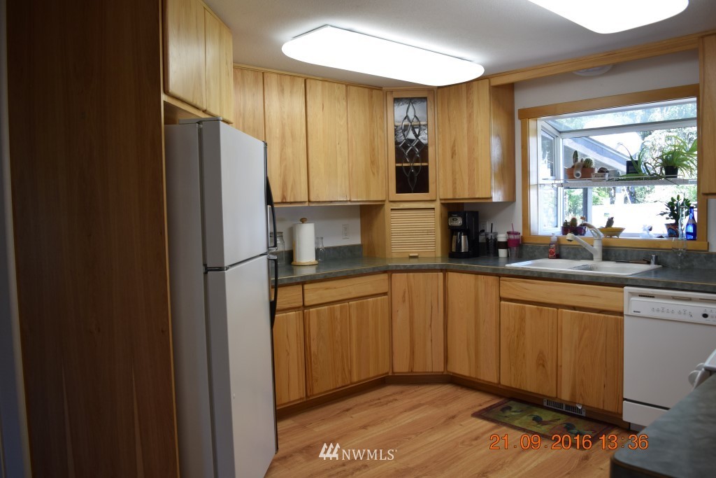 10540 176th Avenue Southwest Rochester, WA 98579 - Photo 16 of 24