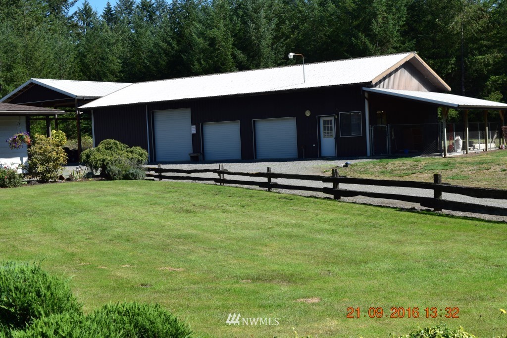 10540 176th Avenue Southwest Rochester, WA 98579 - Photo 3 of 24