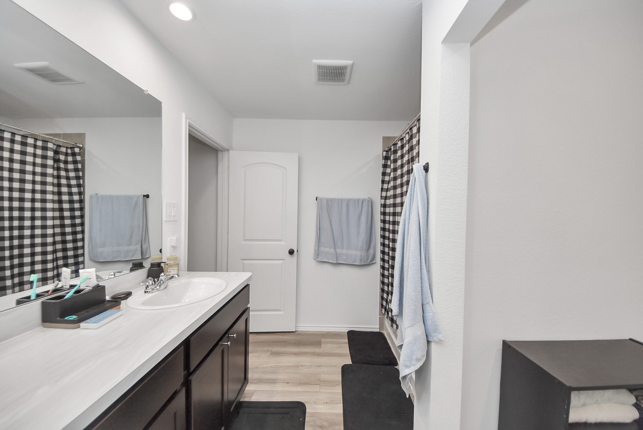 12214 Ridge River Lane Houston, TX 77067 - Photo 21 of 35 Gallery Image 21