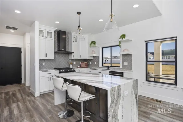 $799,000 | 2283 East 4092nd Street North, Filer, ID 83328