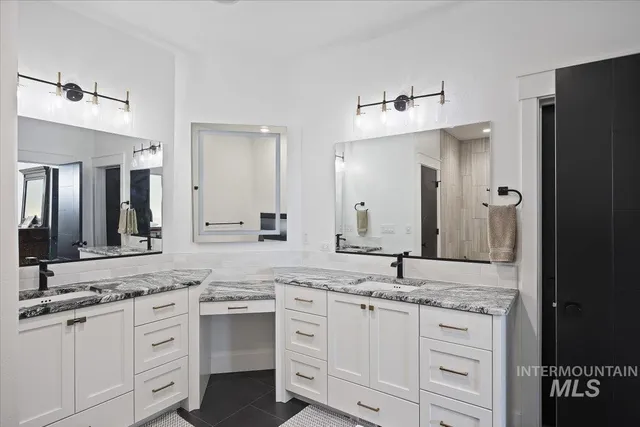 $799,000 | 2283 East 4092nd Street North, Filer, ID 83328