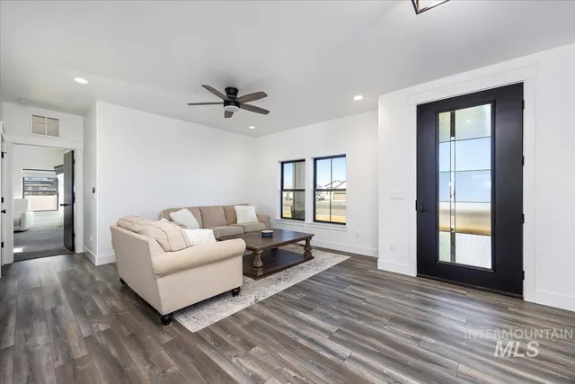 $799,000 | 2283 East 4092nd Street North, Filer, ID 83328