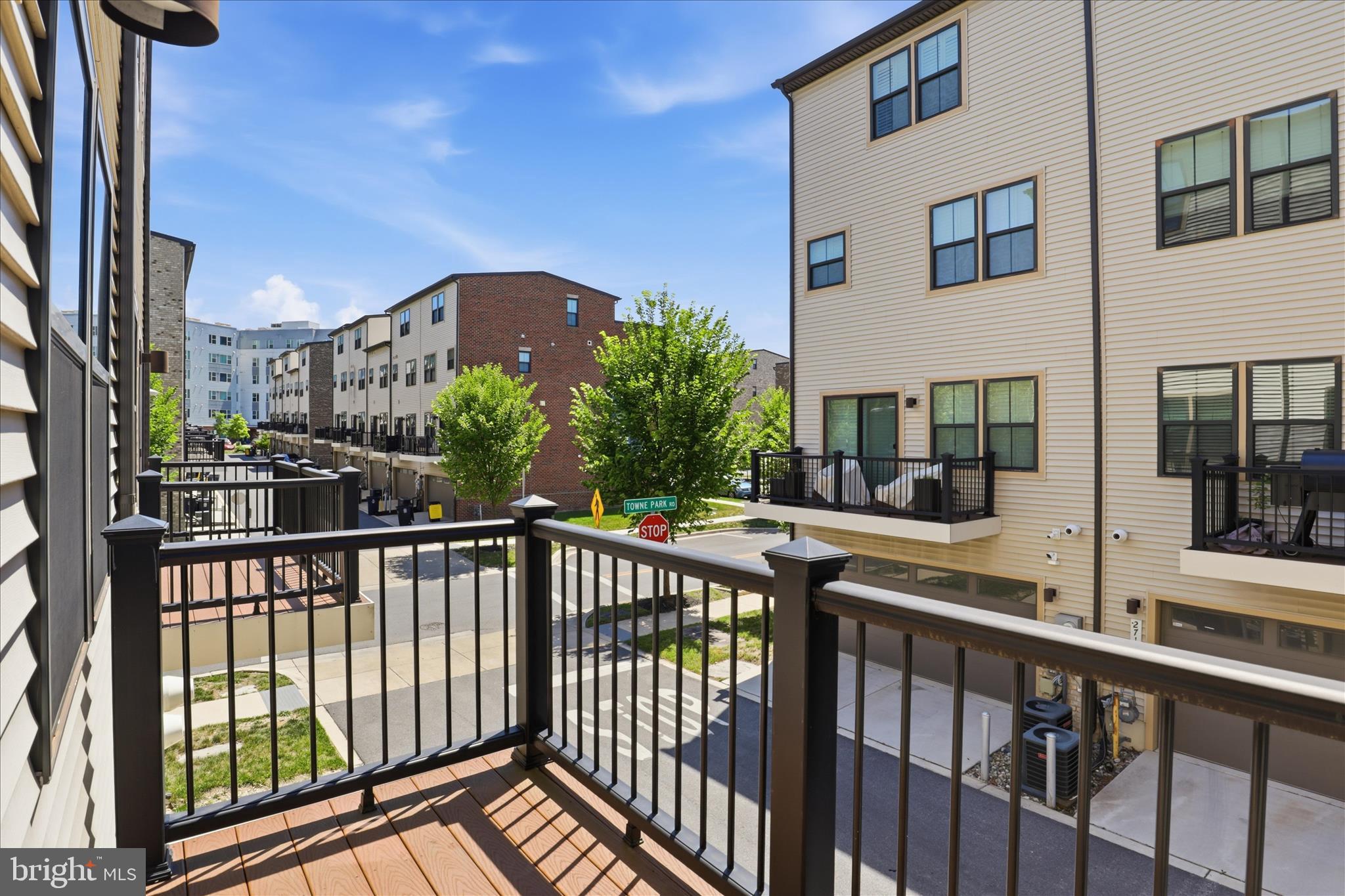 4702 Towne Park Road Suitland, MD 20746 - Photo 36 of 46