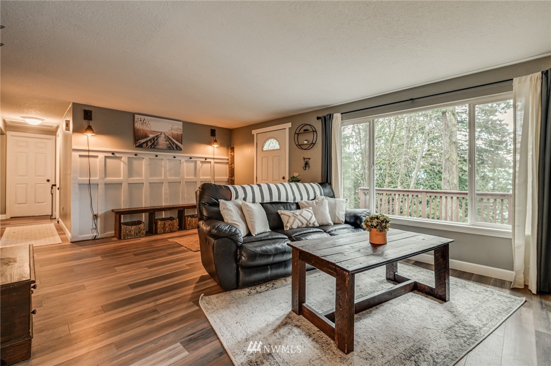 22 Alpine Way Longview, WA 98632 - Photo 9 of 29 Gallery Image 9