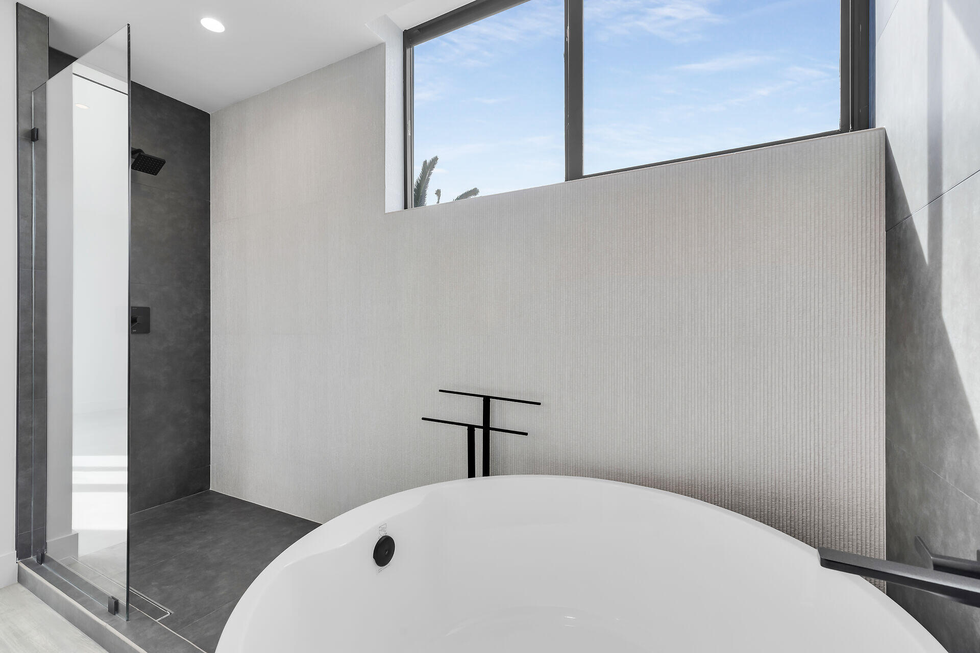 62 Mutiny Place Key Largo, FL 33037 - Photo 39 of 70 Master Bath