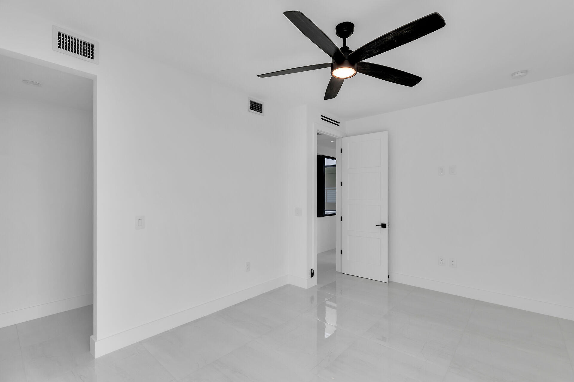 62 Mutiny Place Key Largo, FL 33037 - Photo 42 of 70 Bedroom 3