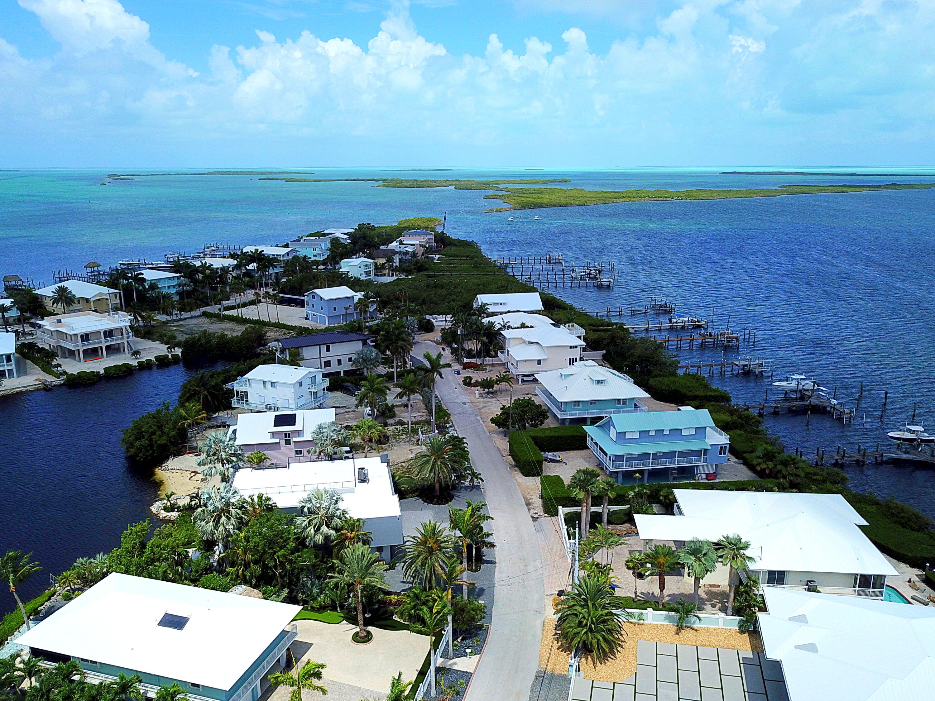 62 Mutiny Place Key Largo, FL 33037 - Photo 64 of 70 an aerial view of multiple house