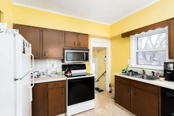 $235,000 | 405 West Faribault Street, Duluth, MN 55803