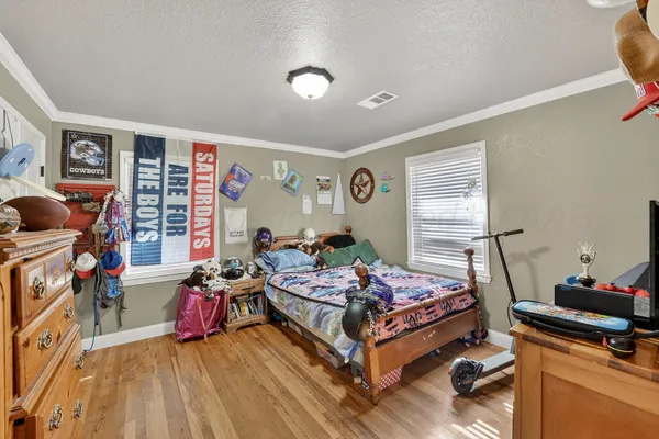 $289,000 | 104 North Vine Street, Claude, TX 79019