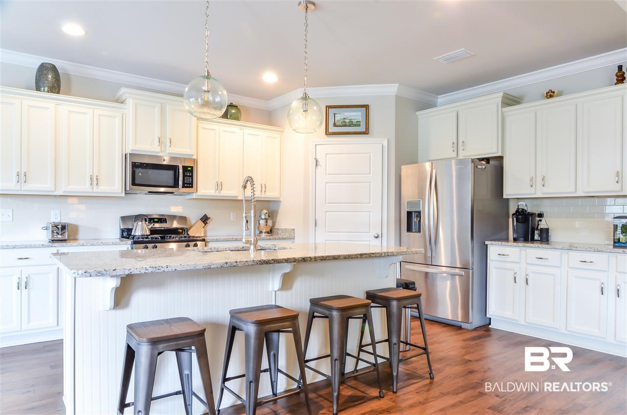 9849 Volterra Avenue Daphne, AL 36526 - Photo 7 of 23 Kitchen