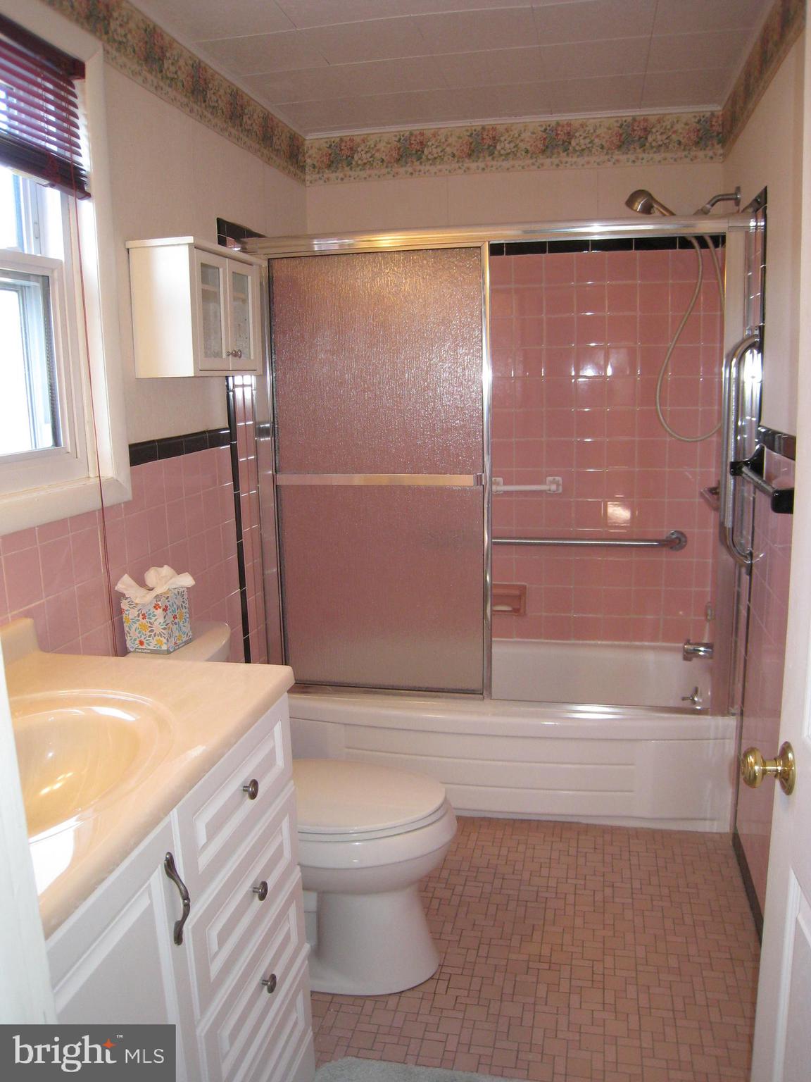 4 Hillside Road Stratford, NJ 08084 - Photo 16 of 18