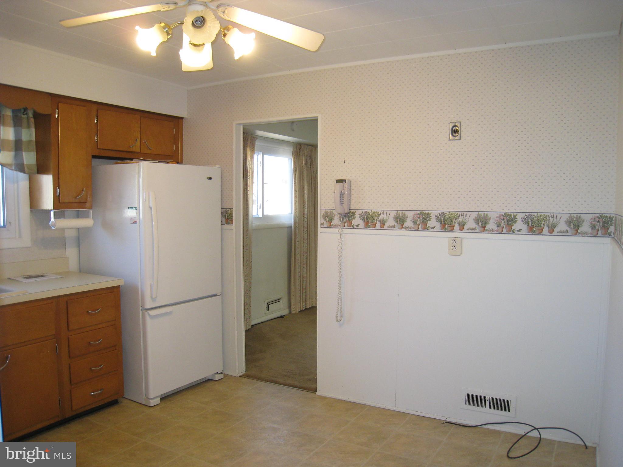 4 Hillside Road Stratford, NJ 08084 - Photo 8 of 18