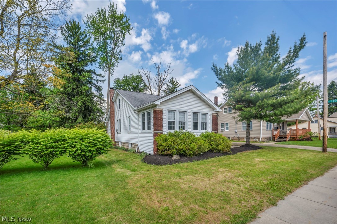 6504 Som Center Road Solon, OH 44139 - Photo 2 of 27