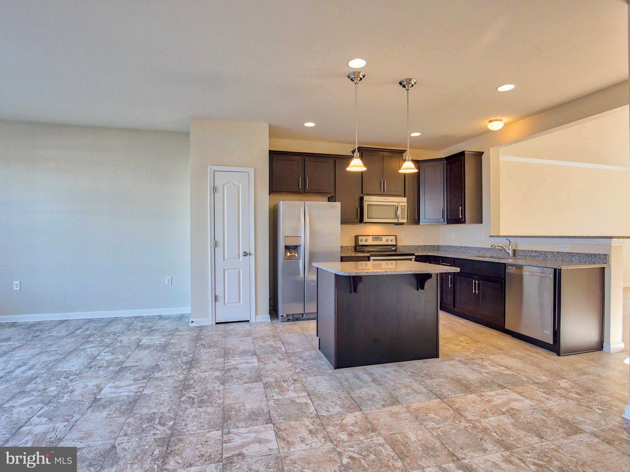 157 Schramm Loop Stephens City, VA 22655 - Photo 15 of 37 Large eat-in-kitchen
