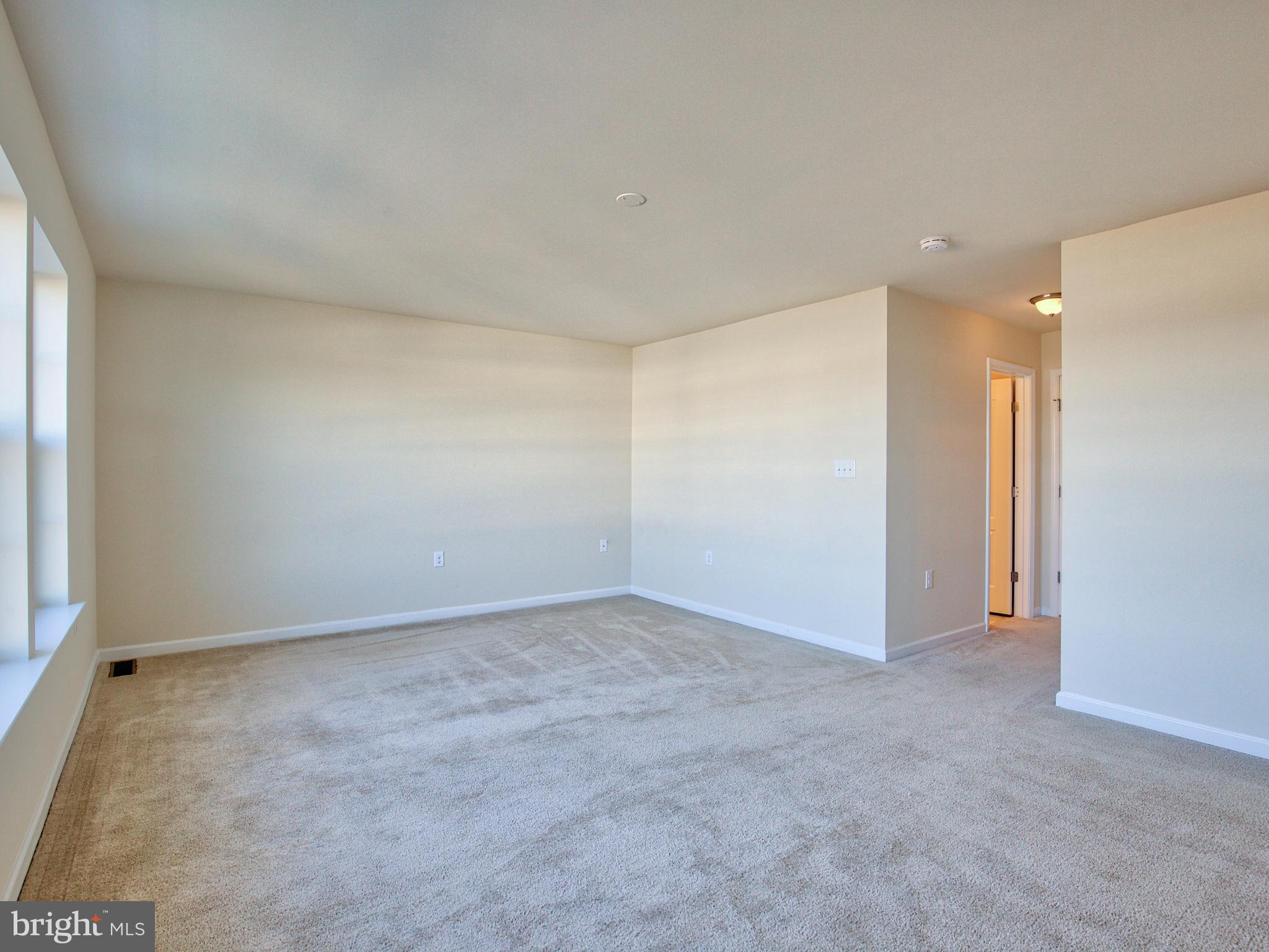 157 Schramm Loop Stephens City, VA 22655 - Photo 24 of 37 Large Master Bedroom