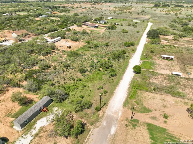 $420,000 | 311 County Road 1647, Moore, TX 78057