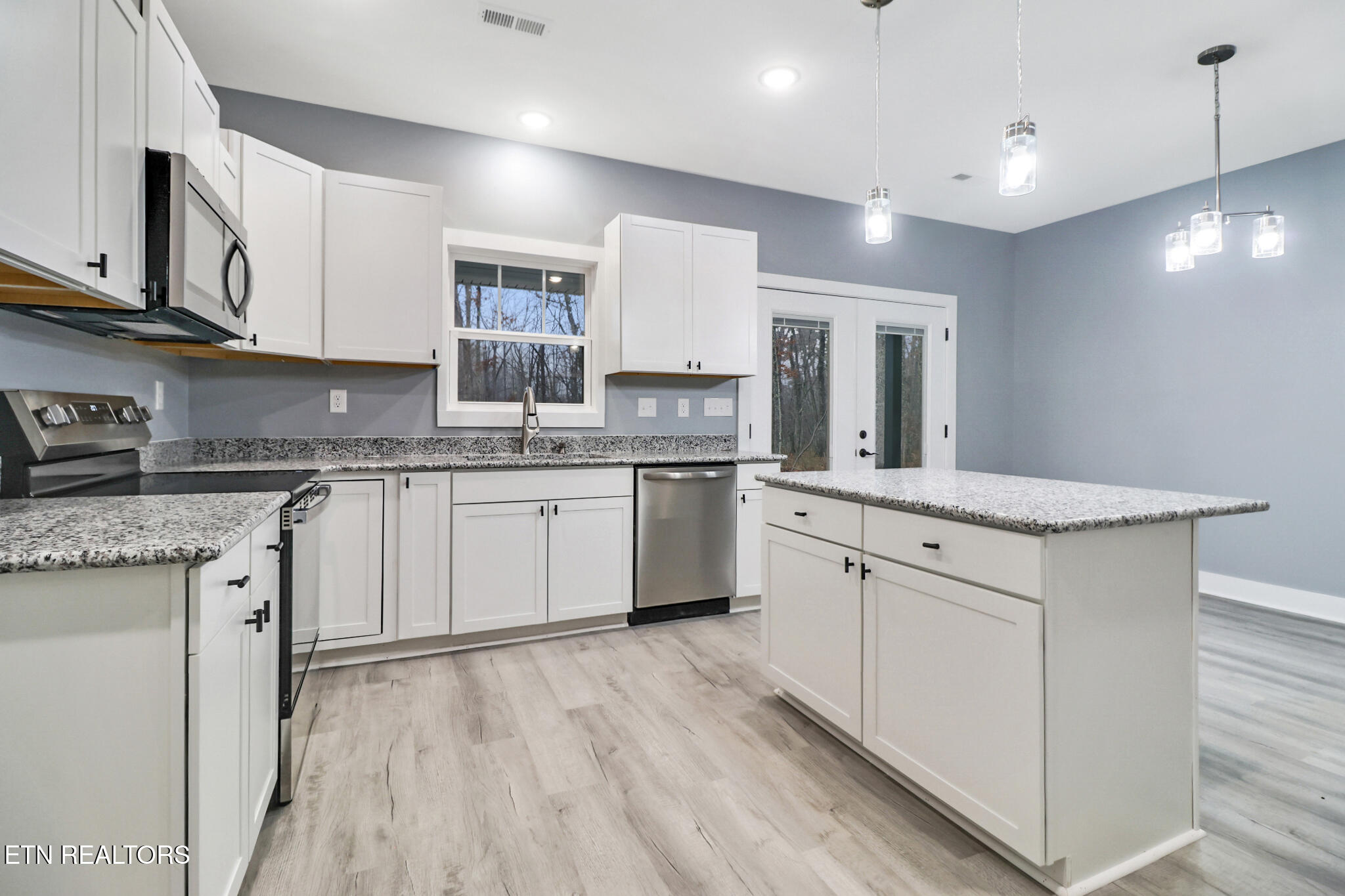 117 Divide Trail Monterey, TN 38574 - Photo 13 of 34 Kitchen3