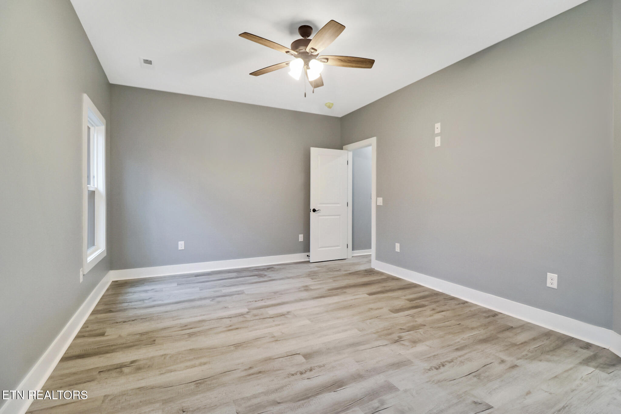 117 Divide Trail Monterey, TN 38574 - Photo 17 of 34 Master2